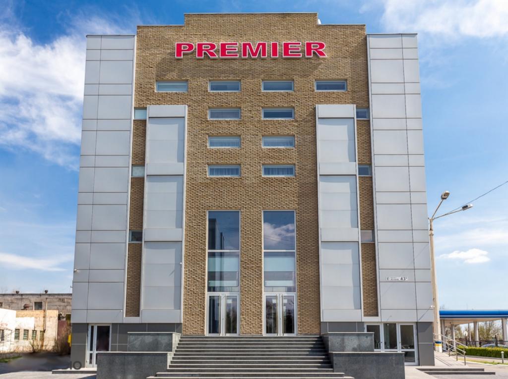 Hotel Premier Kamjanske Exteriör bild