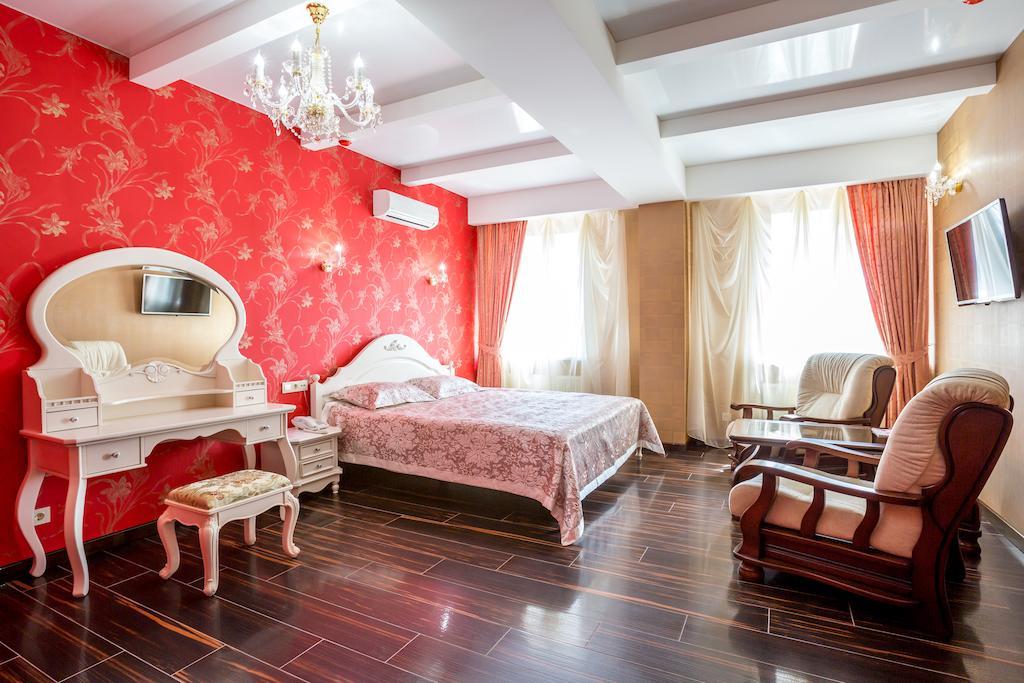 Hotel Premier Kamjanske Rum bild